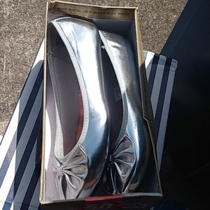 Metallic silver flats